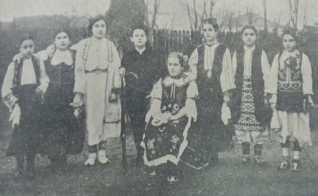 srpska-narodna-nosnja-istorija